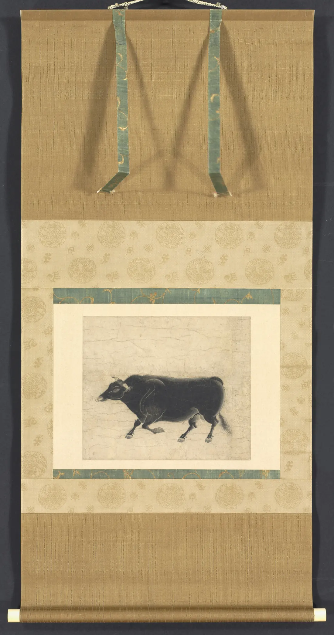 「Swift Bull from the Ten Swift Bulls」の掛け軸（クリーブランド美術館所蔵）